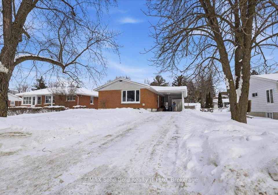 135-rowland-street-west-perth-ontario-x12780370