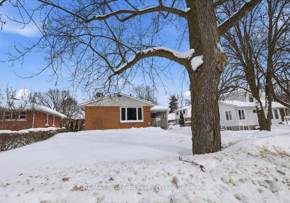 135-rowland-street-west-perth-ontario-x12780370
