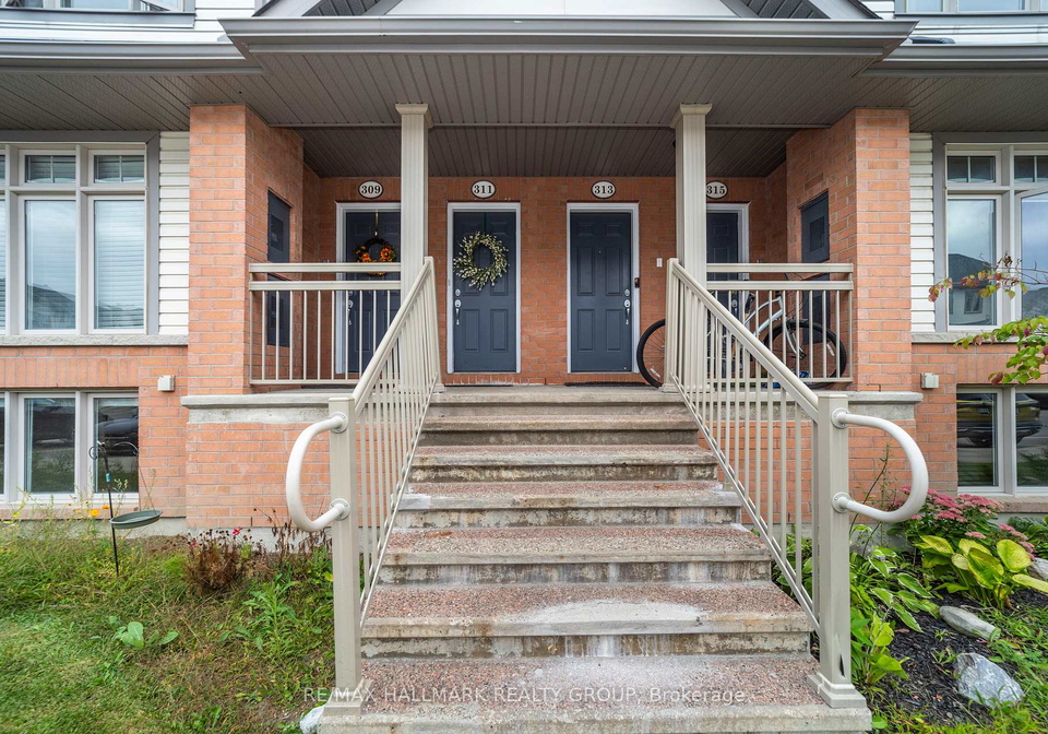 309-galston-private-ottawa-ontario-x12780414