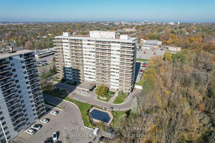 215-glenridge-avenue-st-catharines-ontario-x12781648