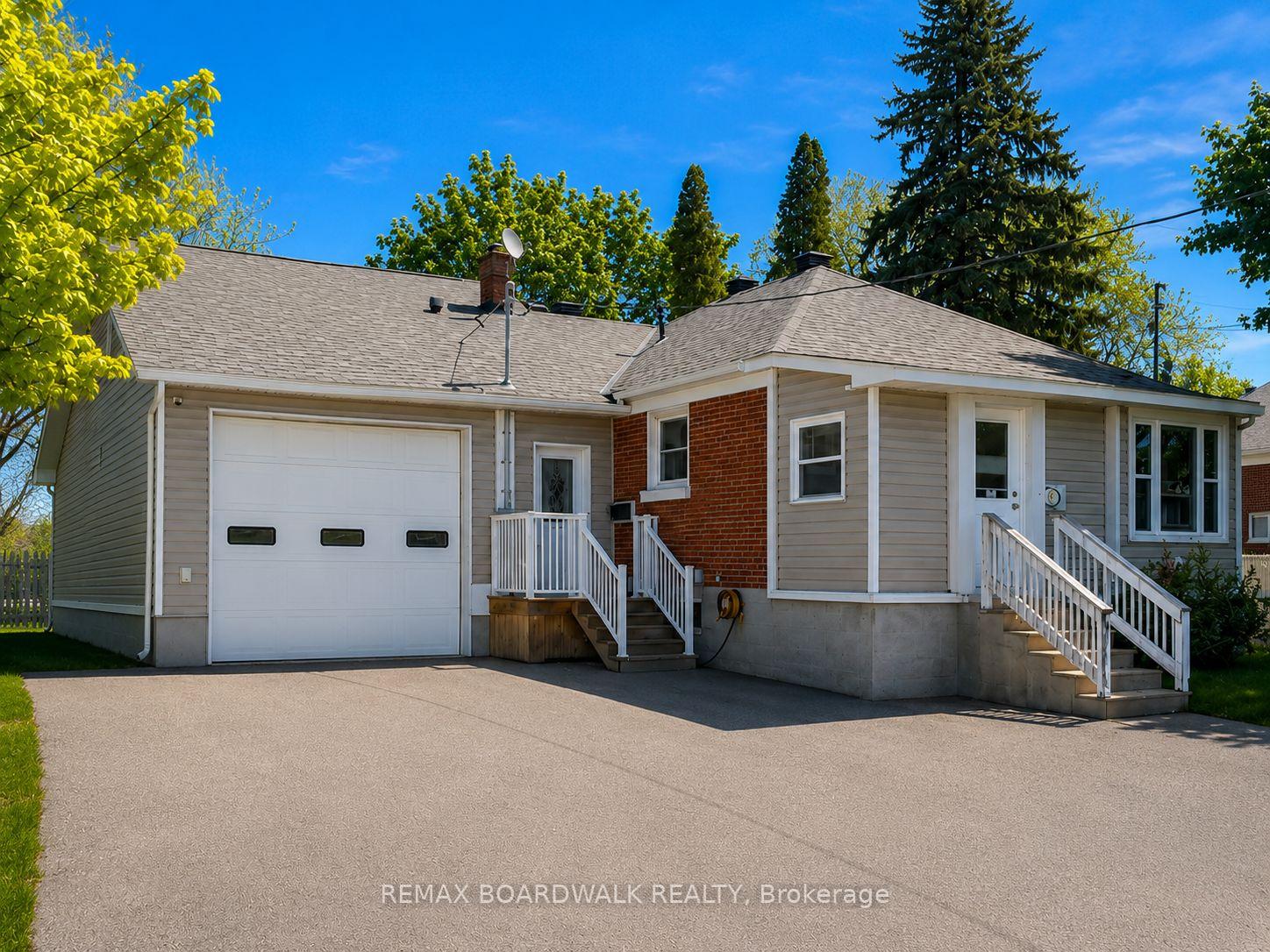 39-condie-street-smiths-falls-ontario-x12782158