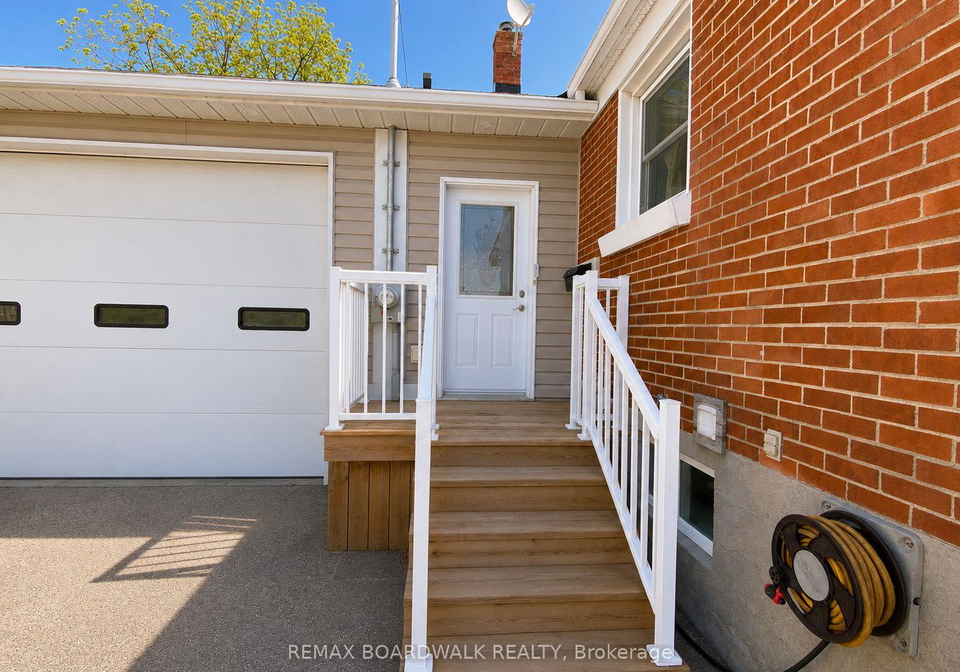 39-condie-street-smiths-falls-ontario-x12782158