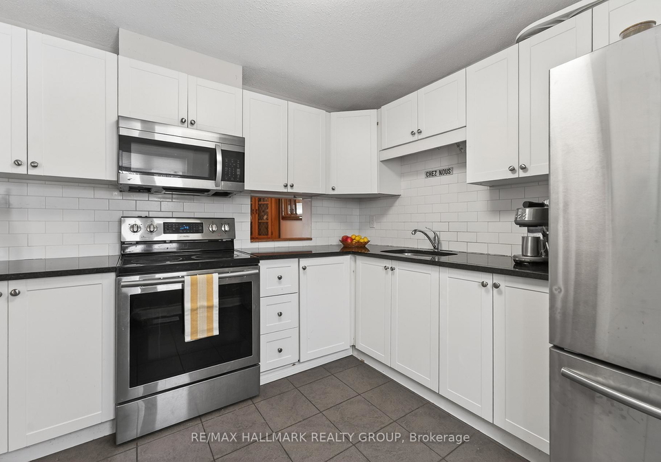 1126-grenoble-crescent-ottawa-ontario-x12782350