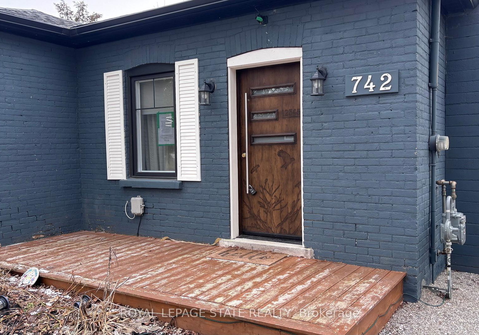 742-mount-pleasant-road-brant-ontario-x12782382