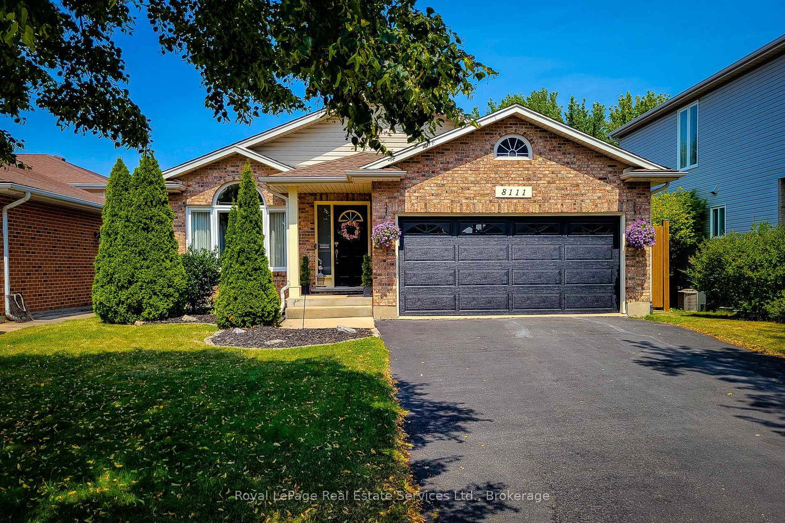 8111-woodsview-crescent-niagara-falls-ontario-x12782556