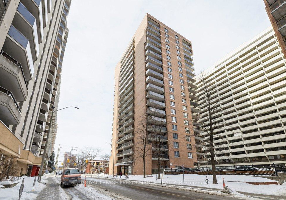 475-laurier-avenue-w-ottawa-ontario-x12782696