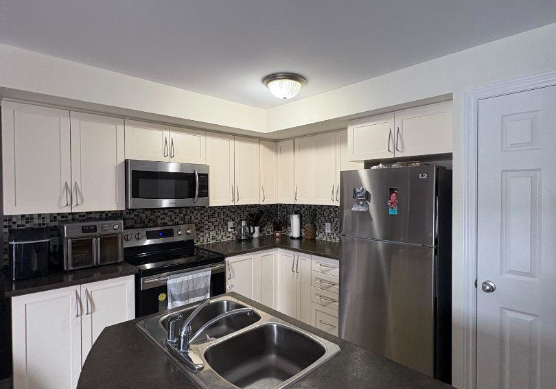 313-cresthaven-drive-ottawa-ontario-x12783008