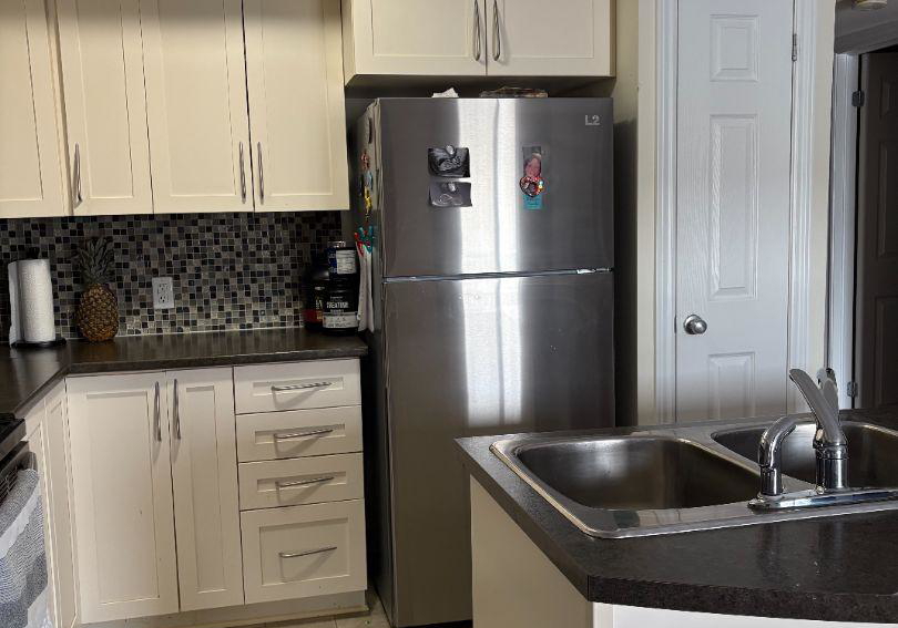 313-cresthaven-drive-ottawa-ontario-x12783008