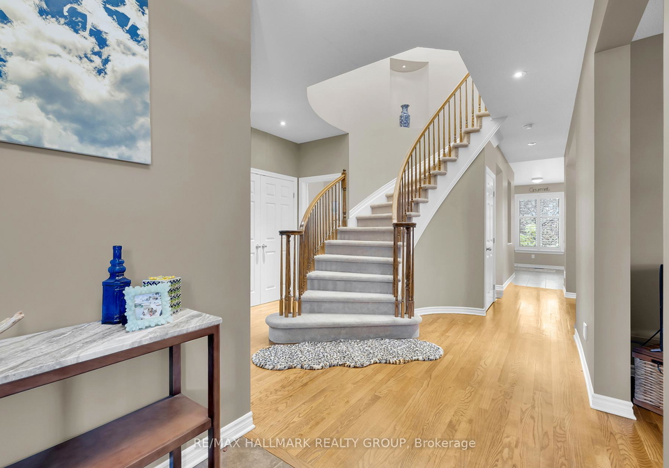 10-friendly-crescent-ottawa-ontario-x12783264