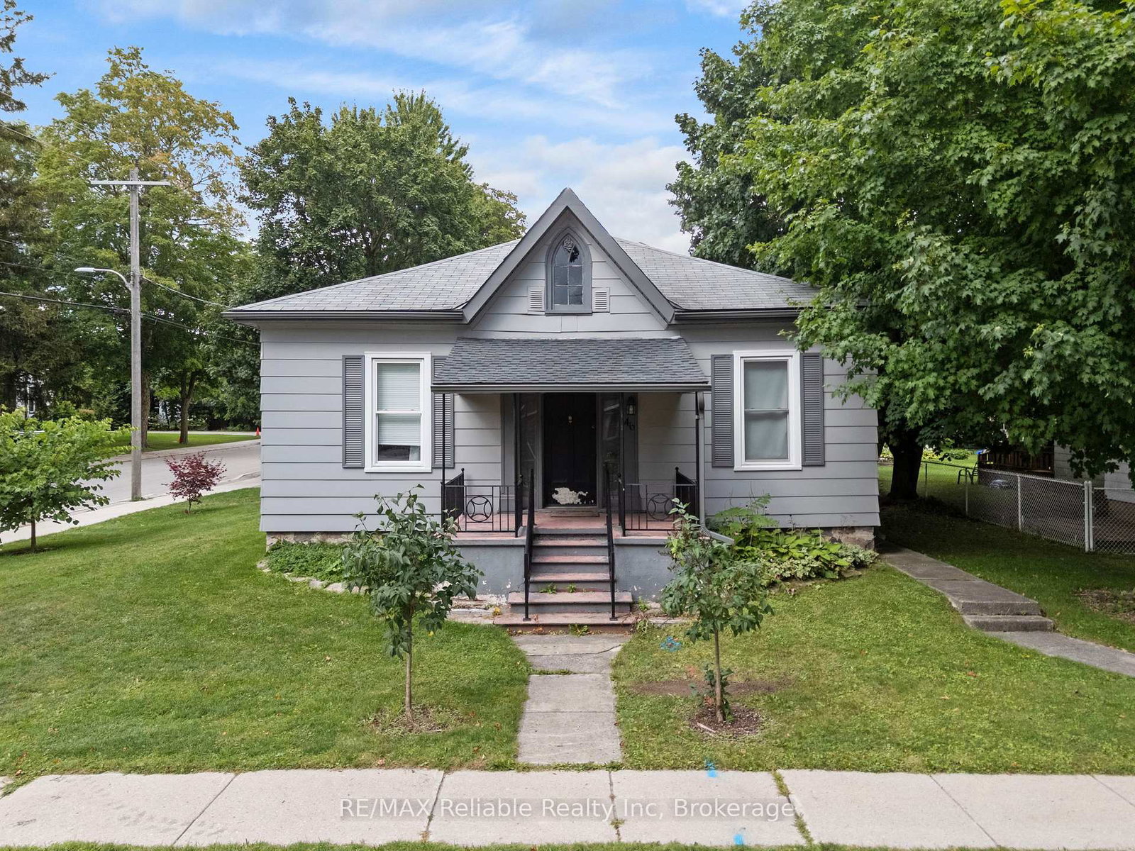 46-james-street-huron-east-ontario-x12783630