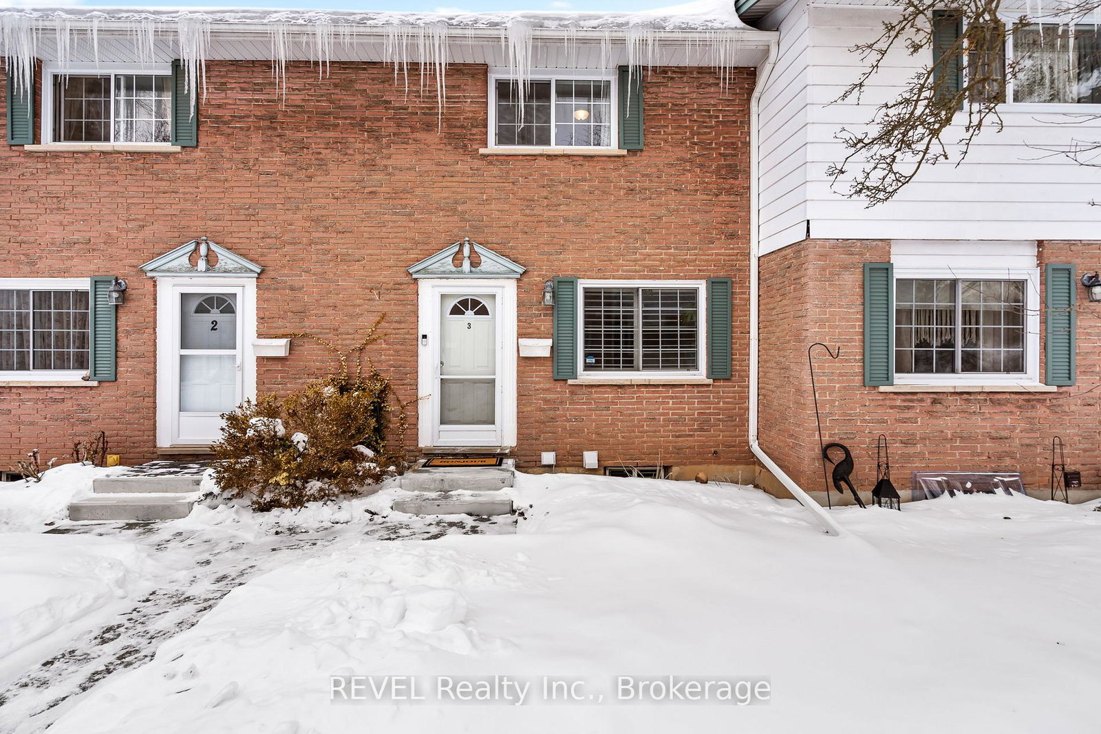 5852-frontenac-street-niagara-falls-ontario-x12783656