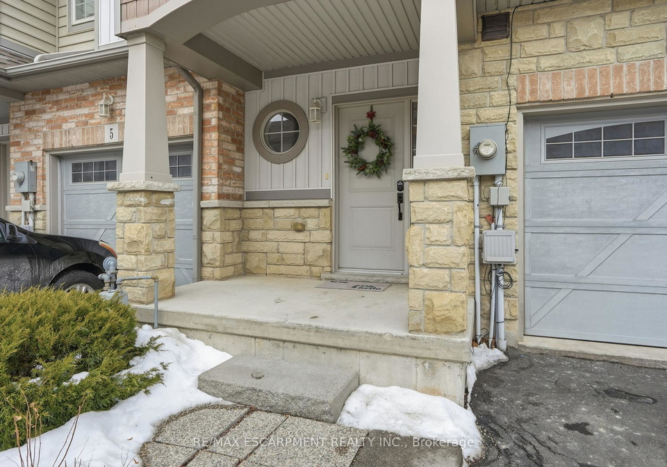 7-lakelawn-road-grimsby-ontario-x12783786