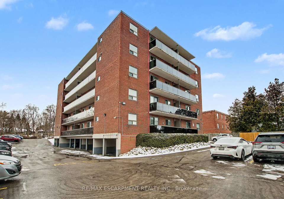 2373-king-street-e-hamilton-ontario-x12784336