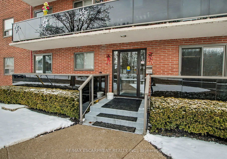 2373-king-street-e-hamilton-ontario-x12784336