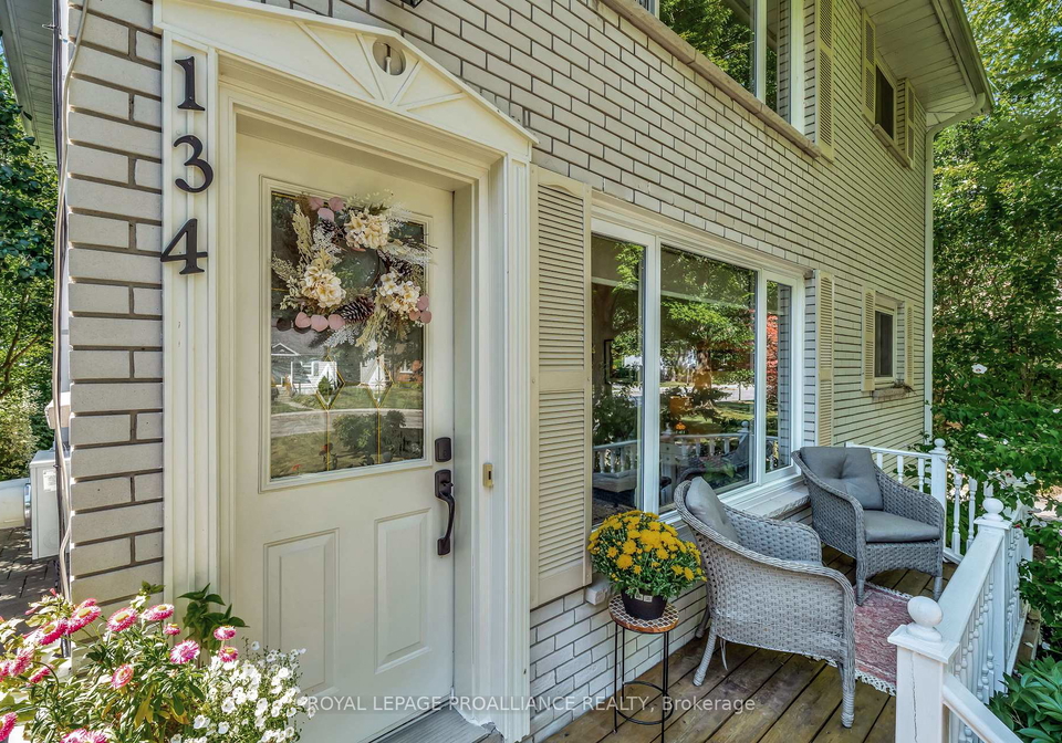 134-dufferin-avenue-belleville-ontario-x12784388