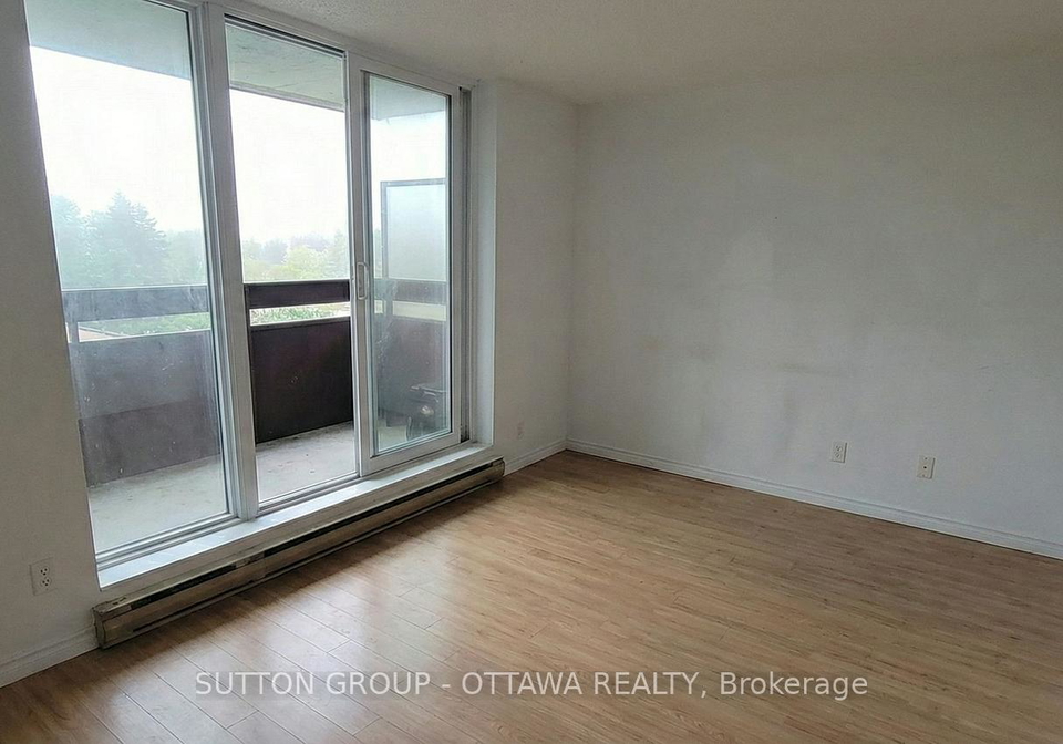 2000-jasmine-crescent-beacon-hill-north-south-and-area-ottawa-ontario-x12784428