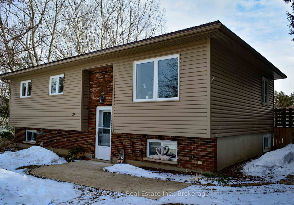 23-brackenbury-street-grey-highlands-ontario-x12784794