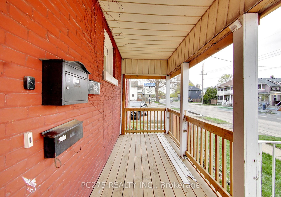 185-brock-street-n-sarnia-ontario-x12784848