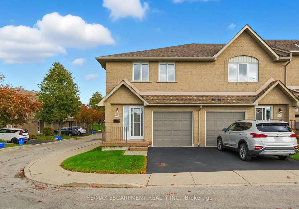 100-vineberg-drive-hamilton-ontario-x12785014