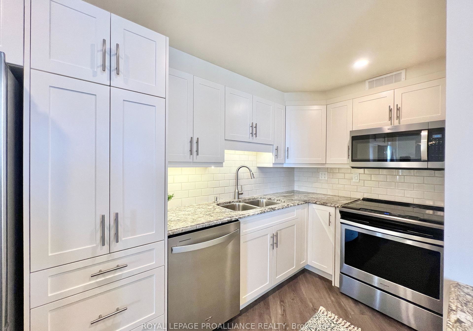 344-front-street-belleville-ontario-x12785068
