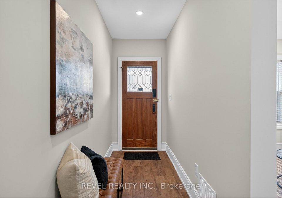 161-connaught-avenue-n-hamilton-ontario-x12785320