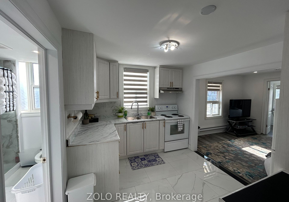 2-evans-street-belleville-ontario-x12785354