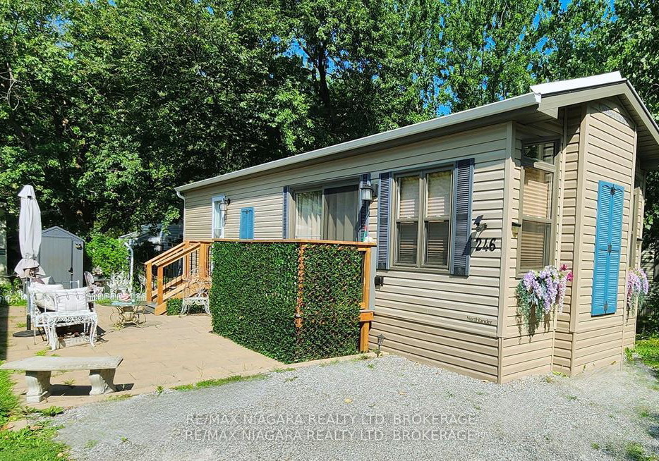 8845-lundys-lane-niagara-falls-ontario-x12785418