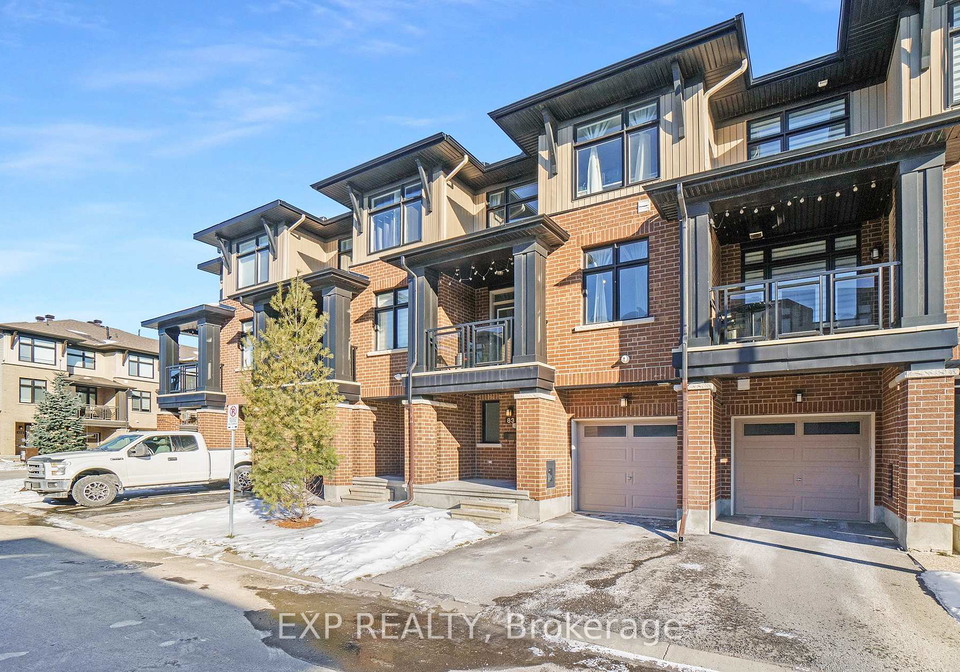 83-stockholm-private-ottawa-ontario-x12785466