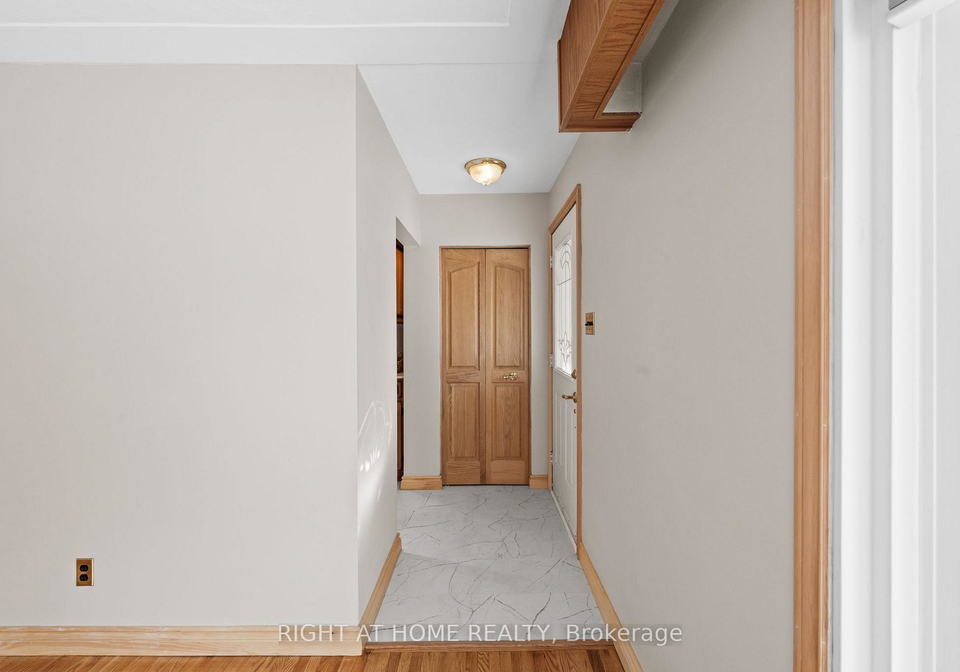 757-dickens-avenue-ottawa-ontario-x12785736