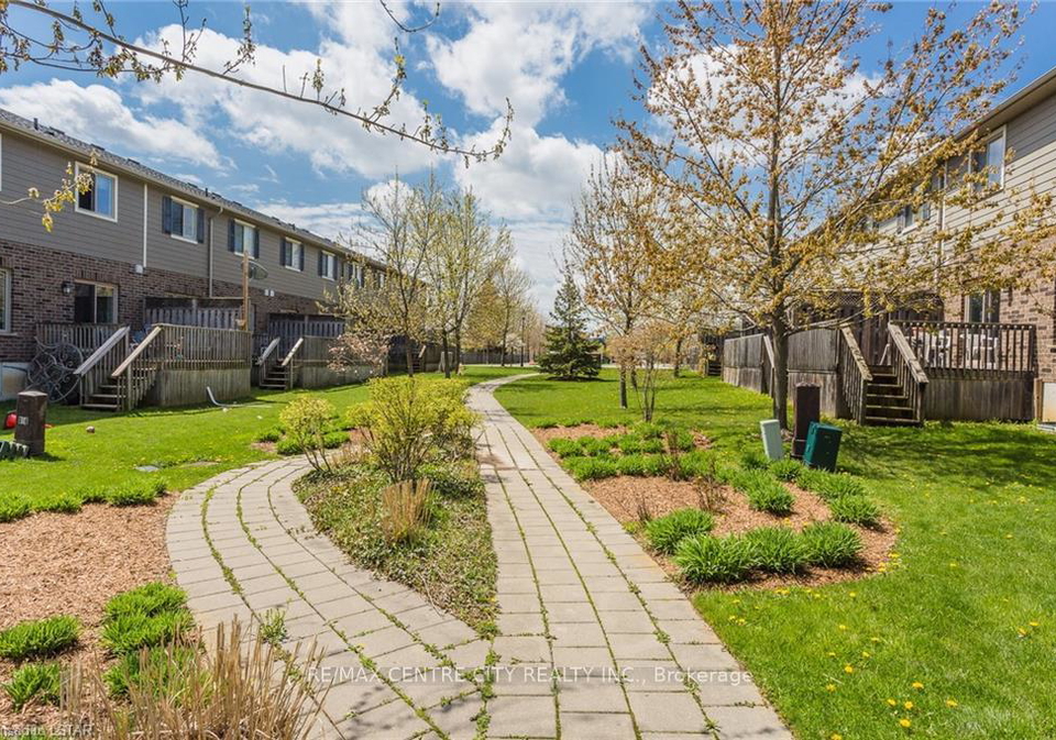 112-north-centre-road-london-north-ontario-x12786448