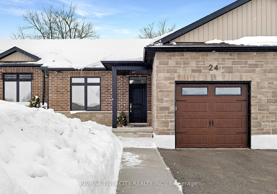 24-yost-court-perth-east-ontario-x12786526