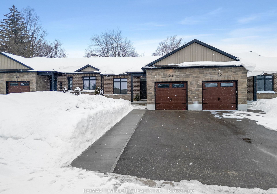 24-yost-court-perth-east-ontario-x12786526