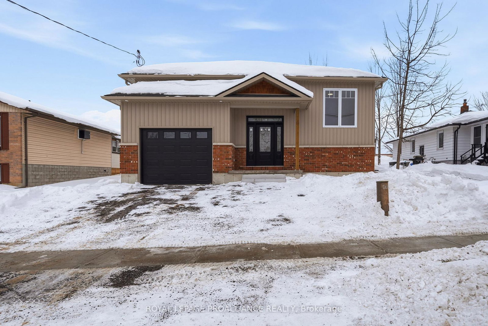 152-bay-street-quinte-west-ontario-x12786634