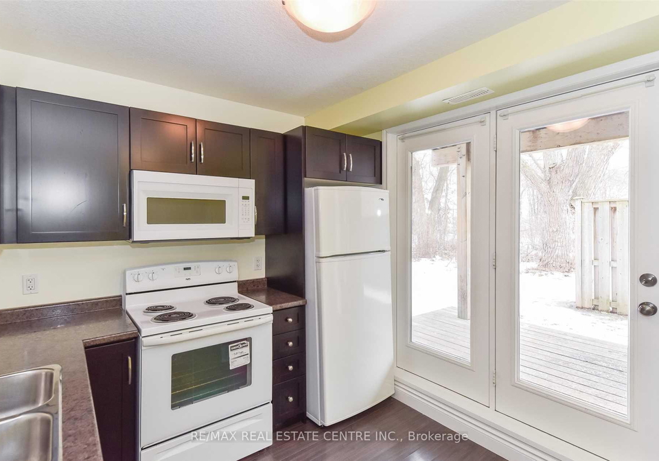 38-howe-drive-kitchener-ontario-x12786992