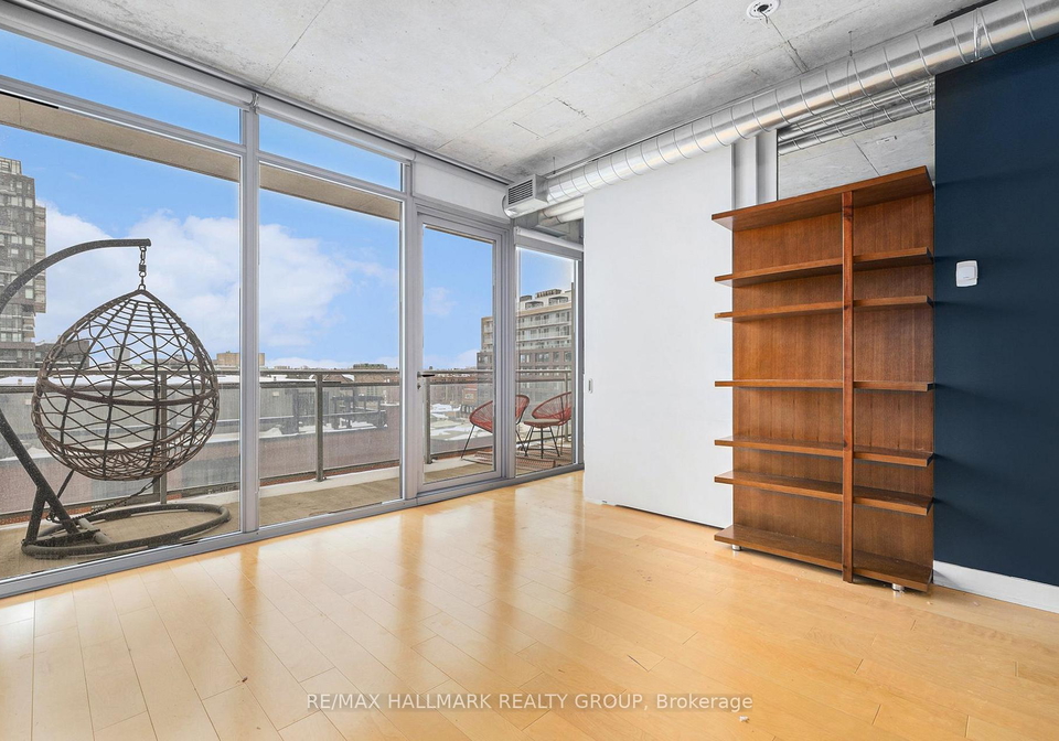 360-mcleod-street-ottawa-ontario-x12787350