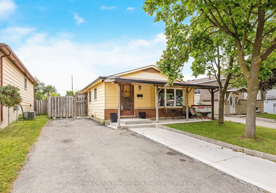 30-cluthe-crescent-kitchener-ontario-x12788010