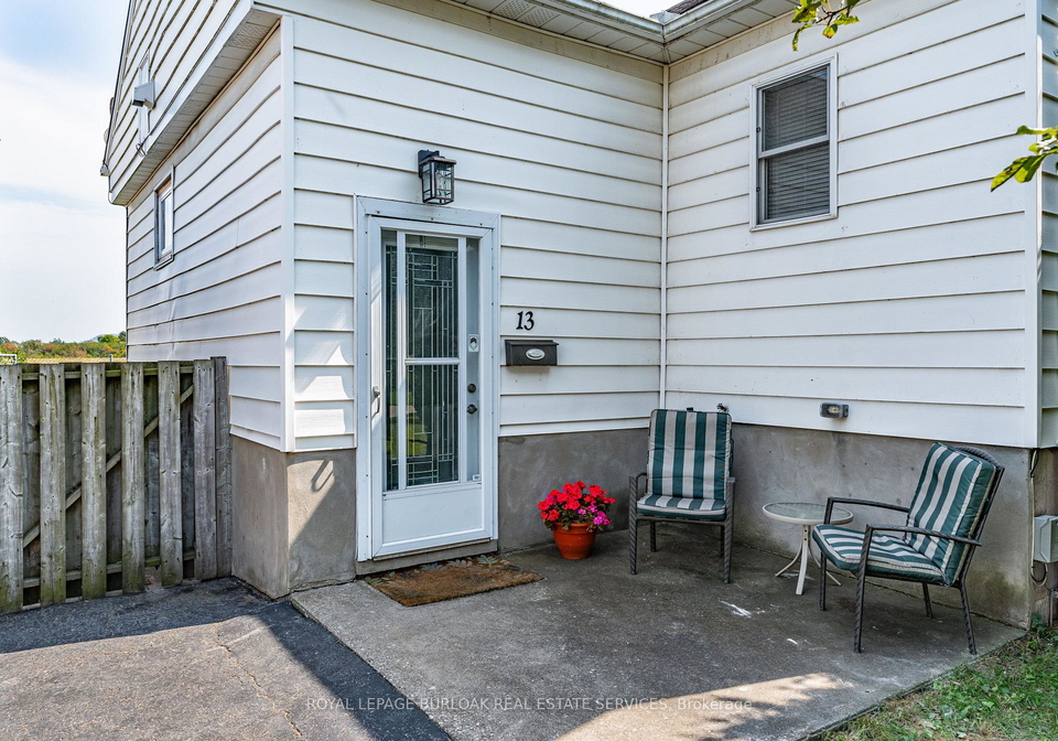 13-craig-boulevard-grimsby-ontario-x12788120