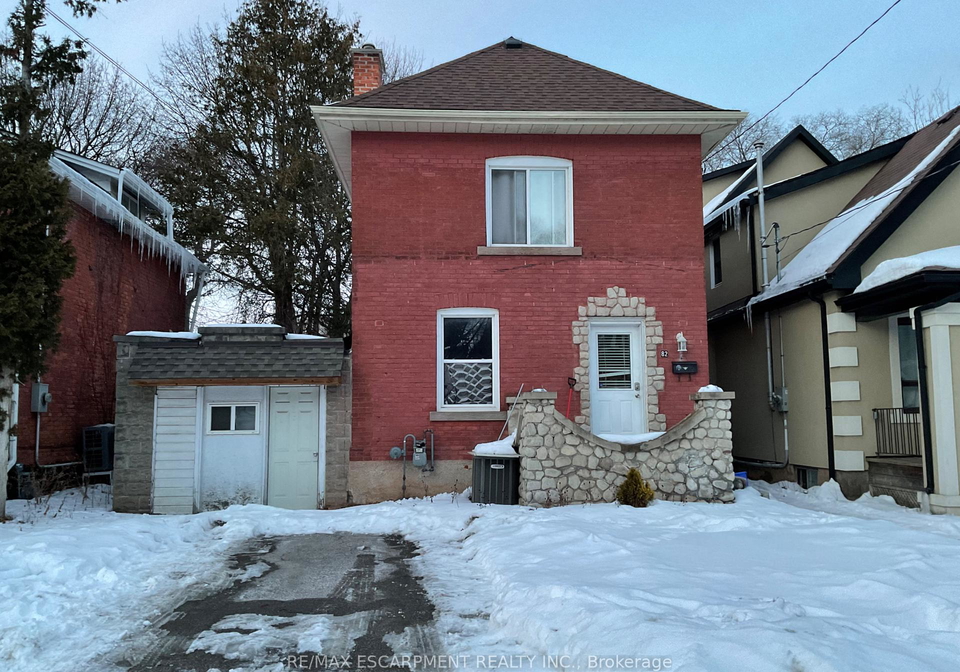 82-sussex-street-hamilton-ontario-x12788178