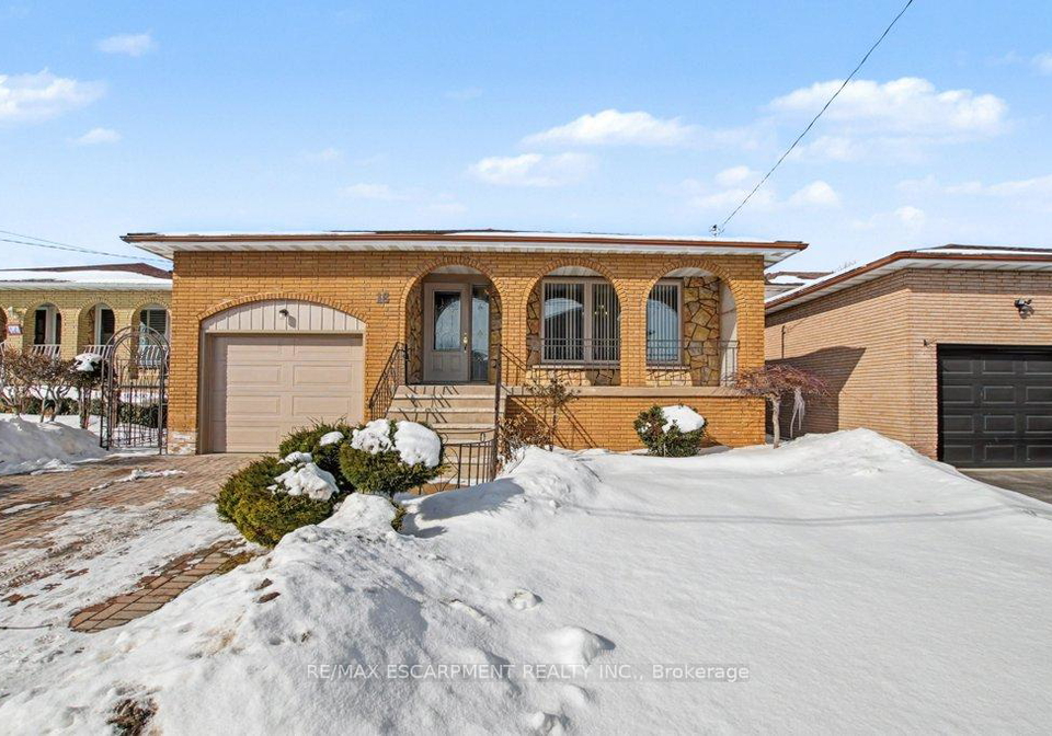 18-ridley-drive-hamilton-ontario-x12788224