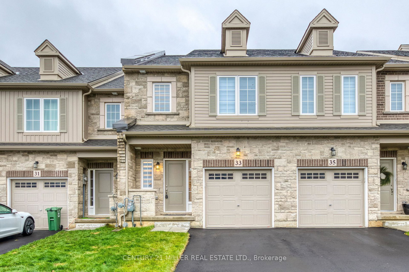 33-beasley-grove-hamilton-ontario-x12788556
