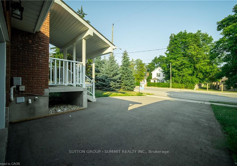 100-north-park-street-brantford-ontario-x12788570
