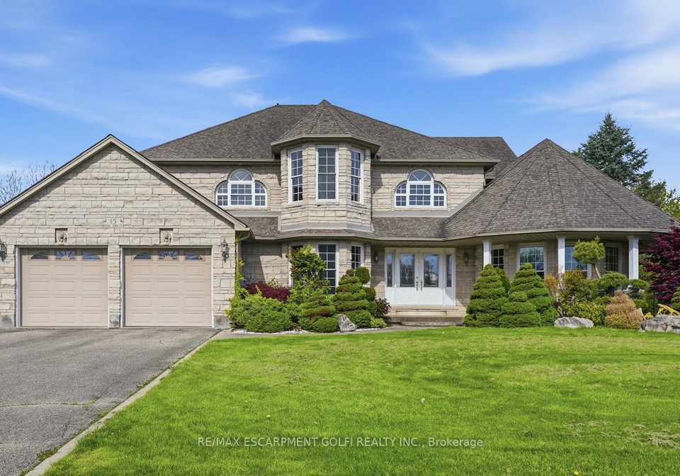 15-royal-york-court-brant-ontario-x12788584