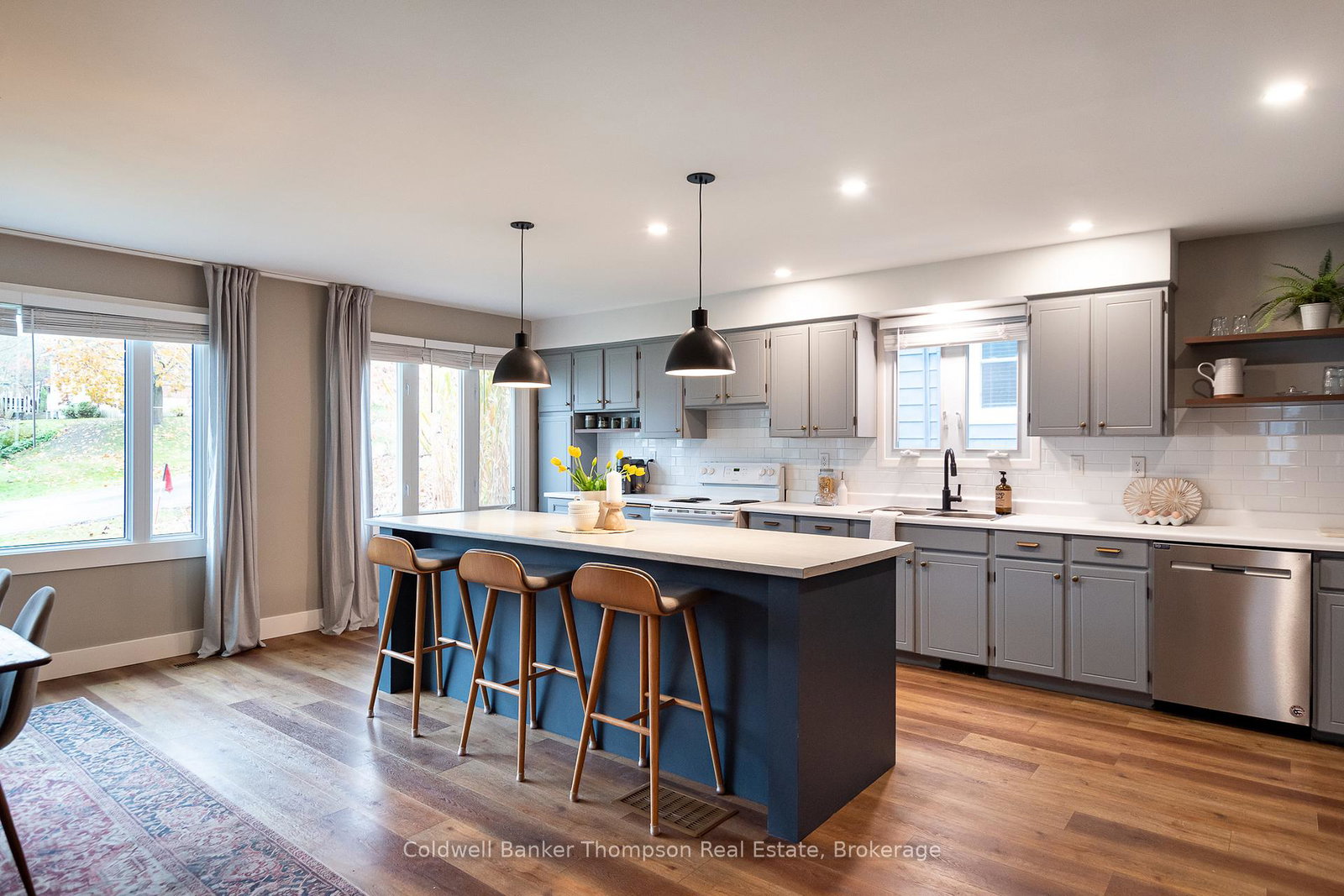 12-cora-street-w-huntsville-ontario-x12788790