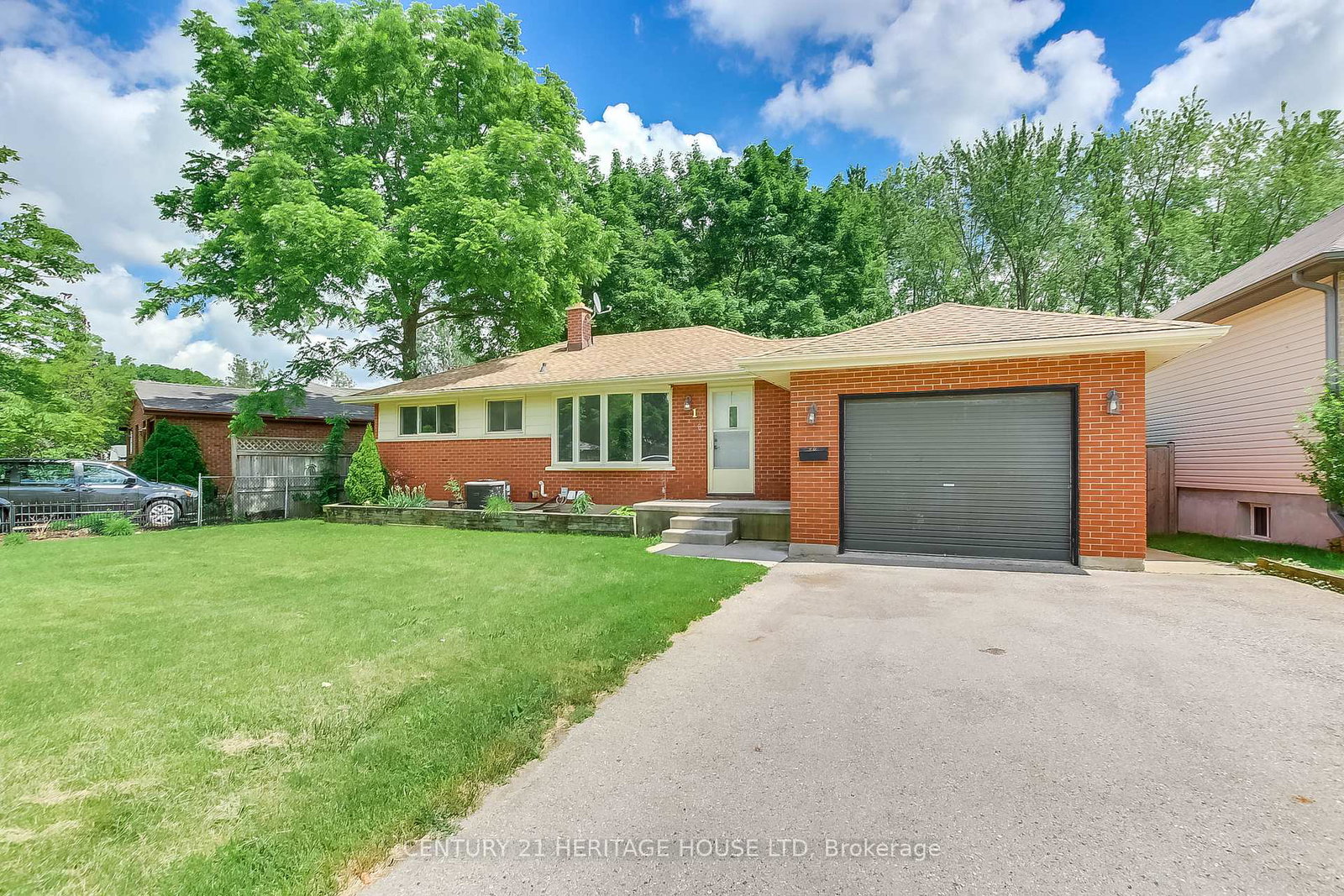 10-cornerbrook-avenue-london-east-ontario-x12789004