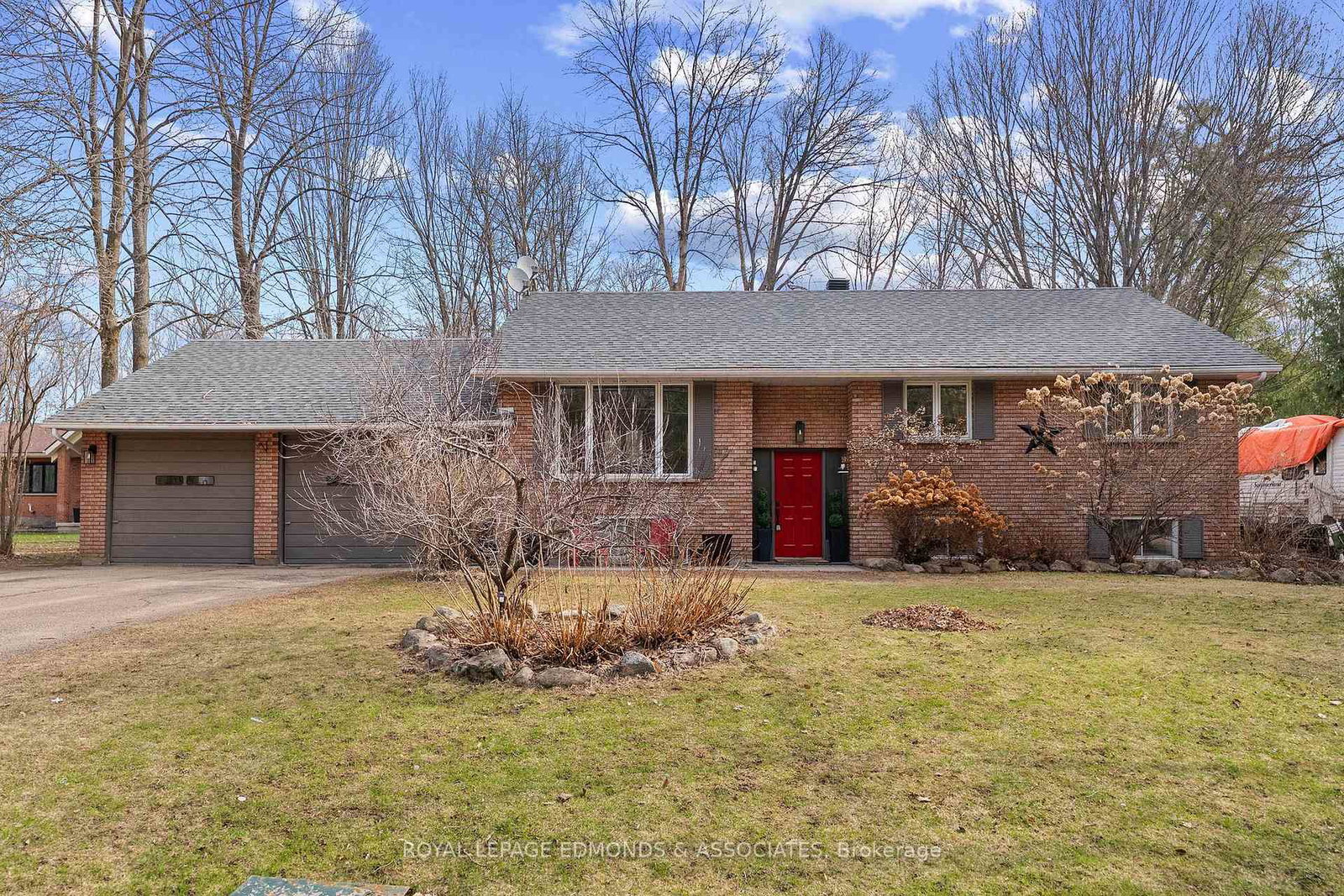 1486-wilson-road-laurentian-valley-ontario-x12789370