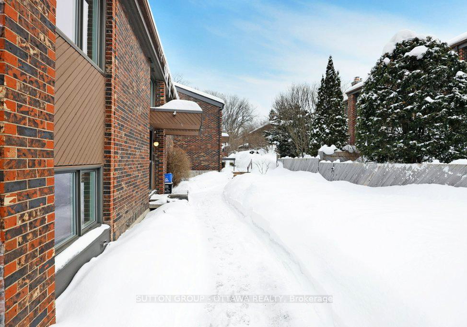 121-buell-street-westboro-hampton-park-ottawa-ontario-x12789660