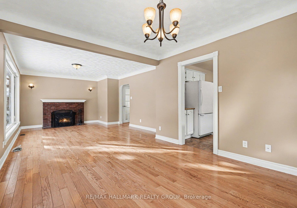 1530-weyburn-street-ottawa-ontario-x12789820