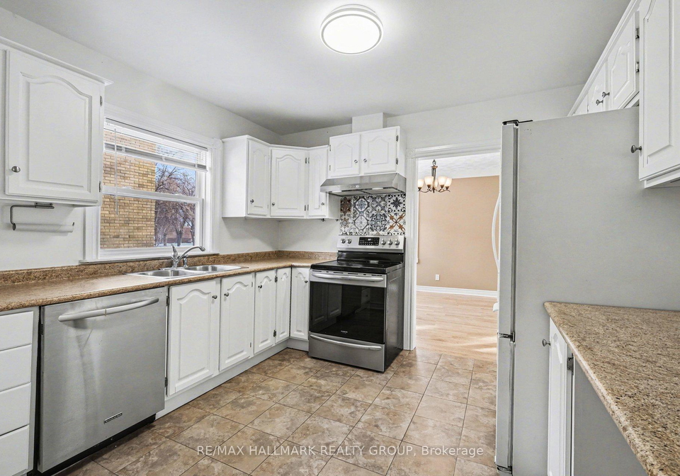 1530-weyburn-street-ottawa-ontario-x12789820