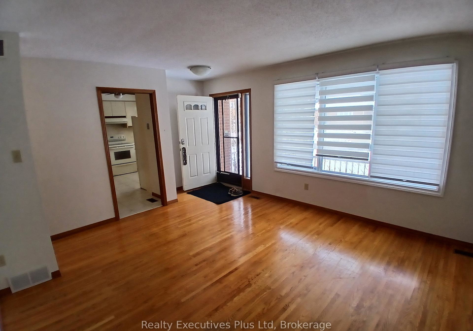 52-n-alma-street-n-guelph-ontario-x12789860
