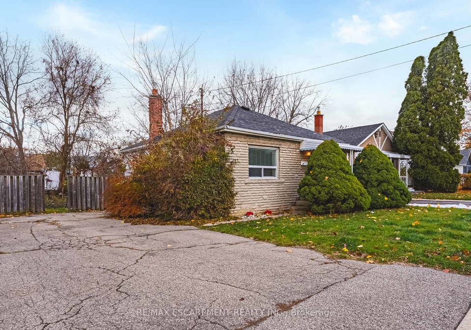258-west-19th-street-hamilton-ontario-x12790368